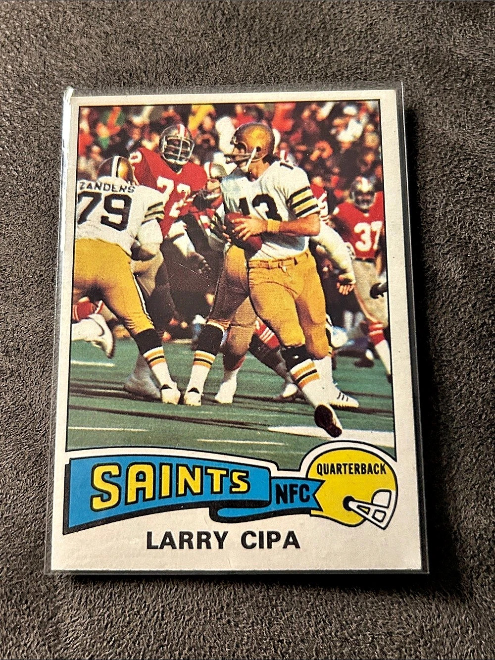 1975 Topps Football Larry Cipa #348 RC New Orleans Saints